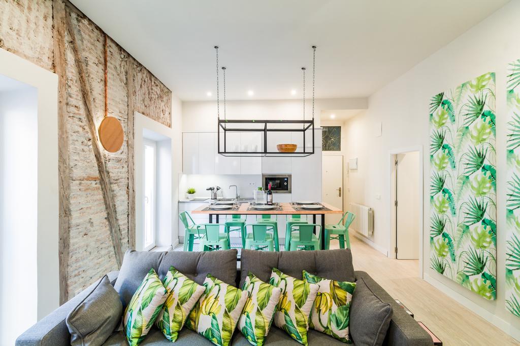 Latina I Apartment Мадрид Екстериор снимка