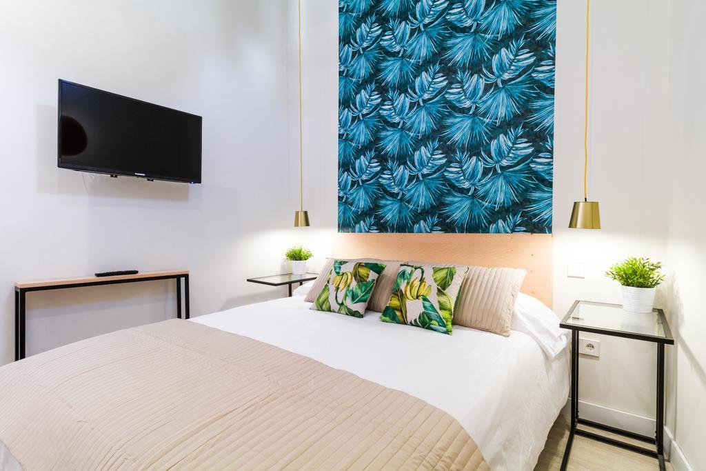 Latina I Apartment Мадрид Екстериор снимка