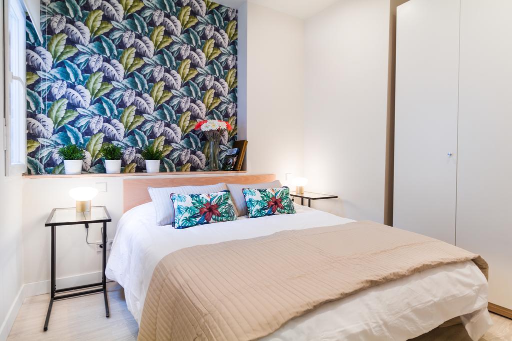 Latina I Apartment Мадрид Екстериор снимка